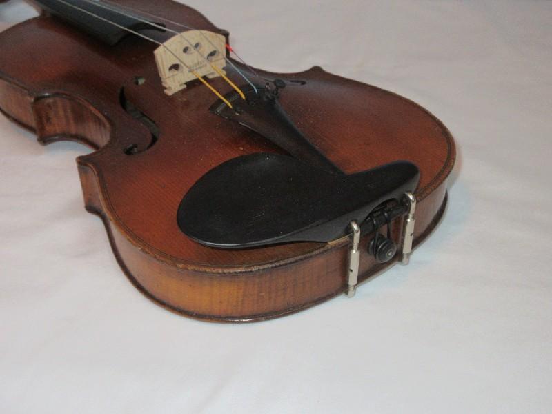 Fine Old Violin Fiddle Tiger Maple Back/Sides & Spruce Wood Top Plate w/ Bow, Strings