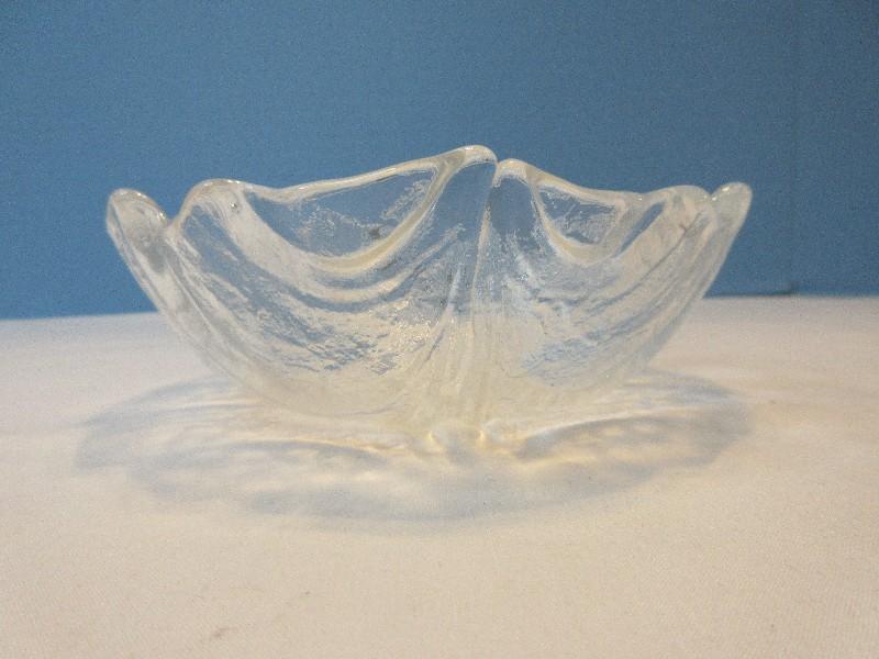 Orrefors Sweden Crystal Eden Pattern Embossed Leaf Design 5 1/2" Small Fruit Dessert Bowl