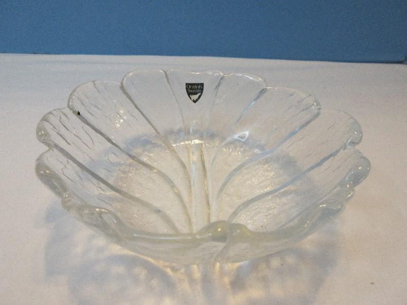 Orrefors Sweden Crystal Eden Pattern Embossed Leaf Design 5 1/2" Small Fruit Dessert Bowl