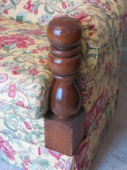 Early American Style Loveseat Floral Botanical Yellow Background Upholstery Tufted Back