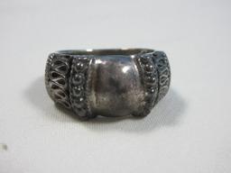 Sterling Silver Ribbon and Beads Design Ring Size 8 1/4