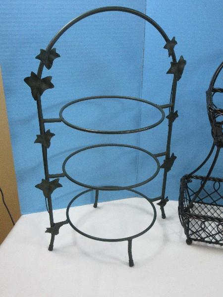 Lot Mikasa Gourmet Basics Loop & Lattice 2 Tier Flatback Basket Wrought Iron 18"H, 2 Green?.