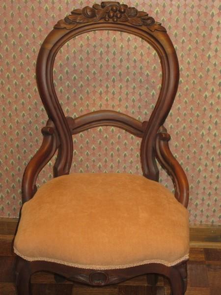 Splendid Walnut Balloon Back Parlor Chair Carved Detail Grape, Nuts and Foliage
