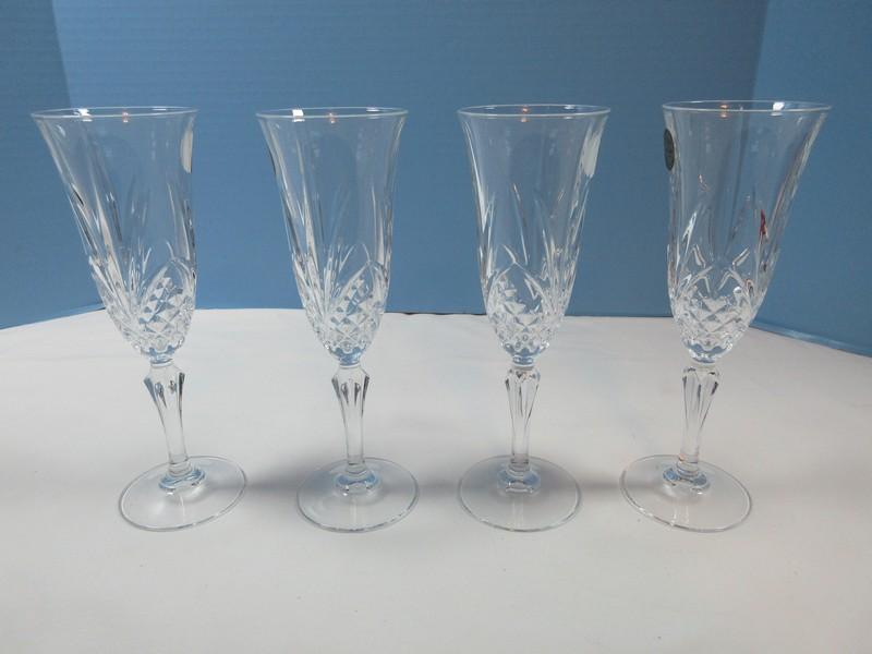 Set of 4 Cristal DeFlandre 24% Lead Crystal Salzburg Cut Pattern Fluted Champagne Glasses 8"