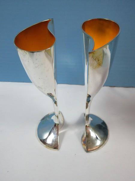 Pair Lenox wedding Promises Silver Plated Holloware 7 3/4" Interlocking Heart Goblets in Box