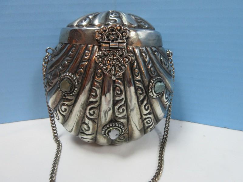 White Brass Scalloped Shell Gemstone Purse/Shoulder Bag Clamshell Pillow Purse Curb Chain