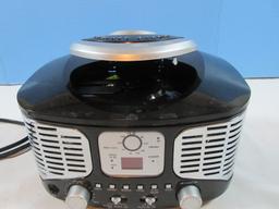 Retro Stereo AM/FM Radio/CD Player
