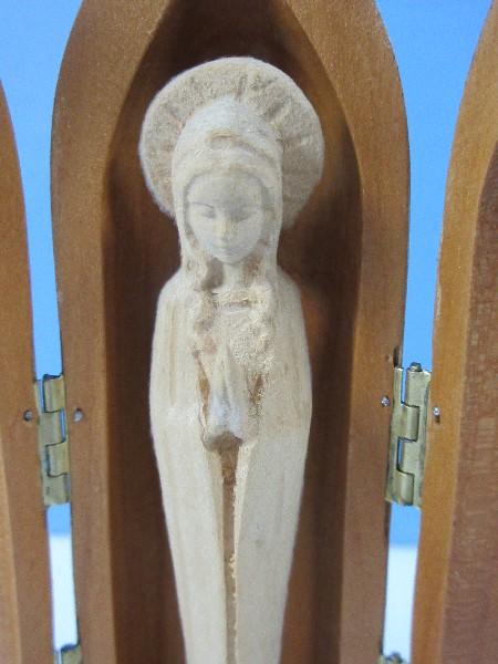 Early Religious Carved Wooden Virgin Mary Madonna Travel Shrine/Altar 6" Statuette Delicate