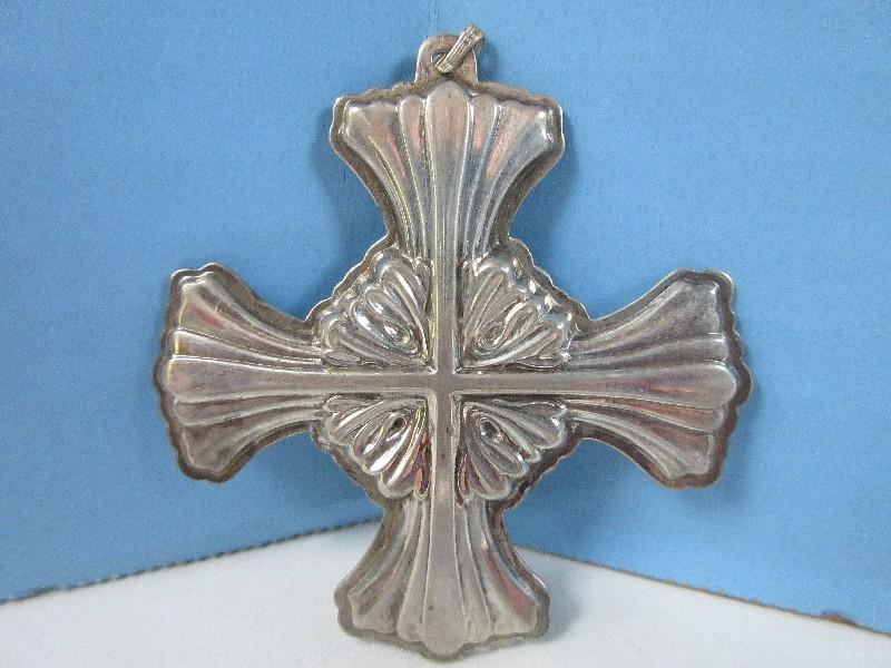 1992 Annual Reed & Barton Sterling Silver Christmas Cross Ornament-Wgt. 13.0G+/-, Ret. $89.95