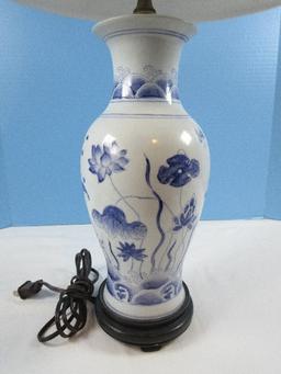 Semi Porcelain Oriental Vase Form 27" Lamp on Footed Base Blue/White Aquatic Lotus Flowers