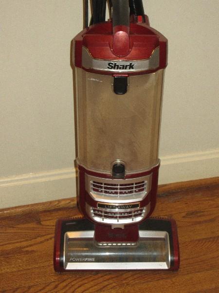 Shark Lift-Away Canister Upright Vacuum w/Power Fins