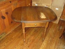 Conant Ball Furniture Makers Dropleaf Solid Rock Maple Early American Repro End Table w/