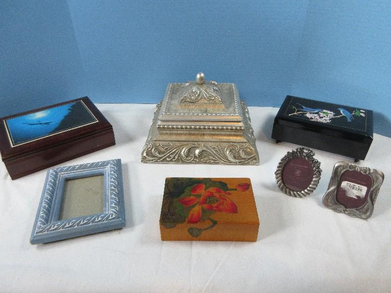 Lot Gorgeous Baroque Style 2pc Silver Tone Scroll Acanthus Leaves/Beaded Trim Box Lined