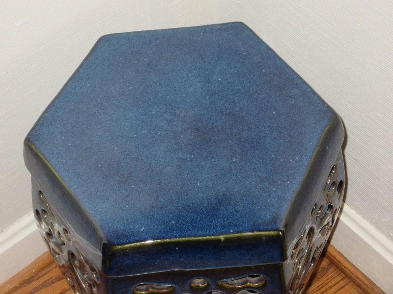 Stunning Chinoiserie Stoneware Hexagonal Garden Seat/Patio Table Intricate Complicated