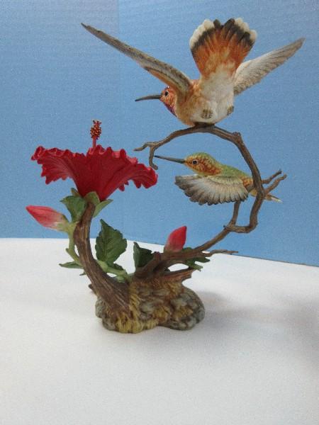 4 Hummingbirds & Flowers Porcelain Bisque Figurines Maruri Porcelain/Bronze Hibiscus 7 1/2",