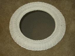 Refined White Wicker Round Framed Wall Mirror