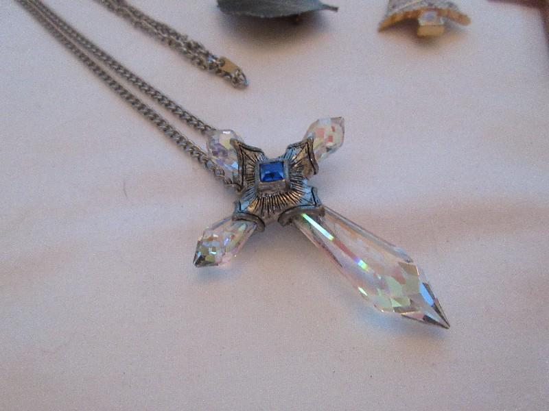 Lot Faceted Crystals Pendant Blue Accent Stone, Swarovski Crystal Multicolor Christmas Tree