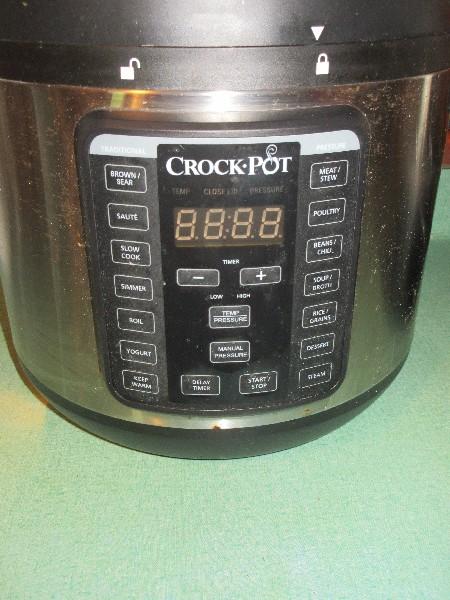 Lot Crock Pot Pressure Cooker & Small Crock Pot