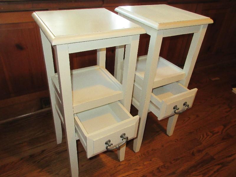 Classic Design Pair of End Tables w/Shelf & Drawer- Approx 30"H x 13" Square