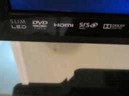 Emerson 28" Flat Screen TV on Stand Model No. LD280EM4- No Remote