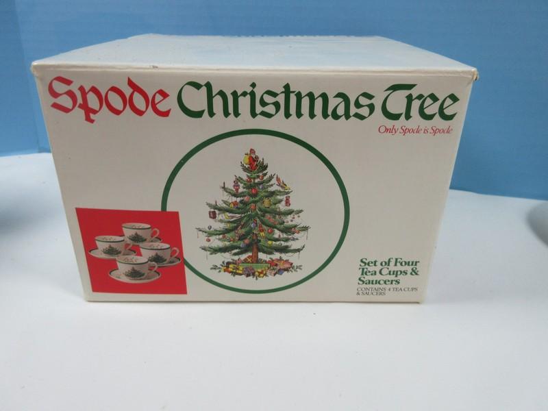 Set of 8 Spode China Christmas Tree Green Trim 4 Teacups & Saucers- NIB