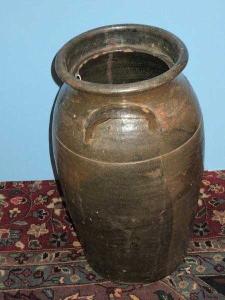 Impressive Early Pottery Stoneware 6 Gallon Churn w/Lug & Applied Handle Unique Glaze Finish