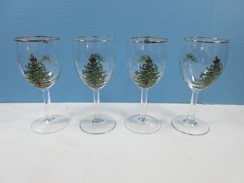 Set of 4 Spode Glassware Christmas Tree Pattern Wine Stem 7 1/4" Glasses 13oz