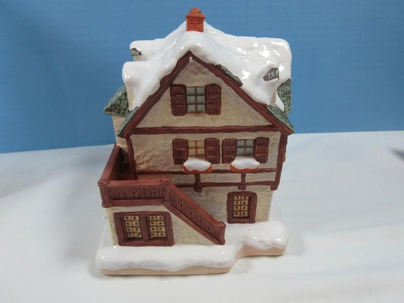 Collectors Hawthorne Porch Light MI Hummel Bavarian Holiday Village Collection Illuminated