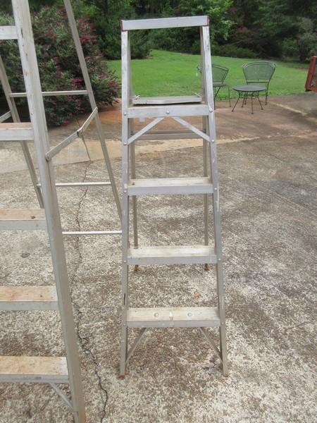 2 Aluminum A Frame Ladders 5'/8'