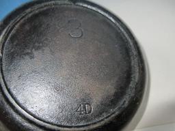 Cast Iron Handle Skillet Pan w/ Double Pour Spouts Base Marked 3 Along w/ 4 D