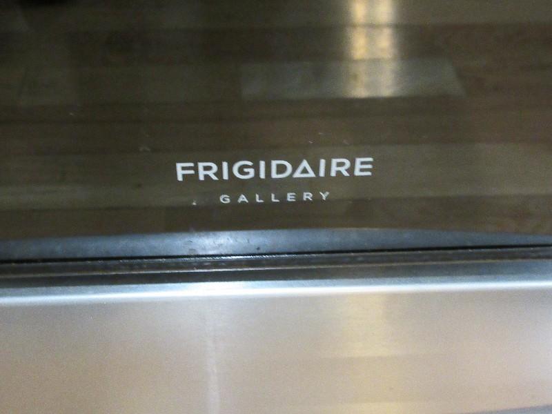 Frigidaire Gallery Stainless Free Standing Self Cleaning Electric Convection Range, 5 Burner Glass