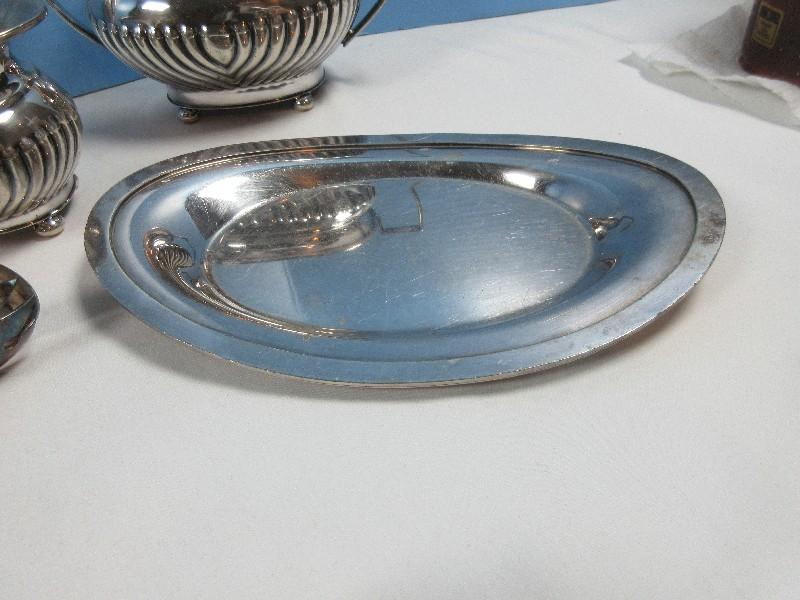 Lot Silverplate Serving Pieces Footed Bride's Basket Swing Handle, Reticulated 10 1/4"D Shallow