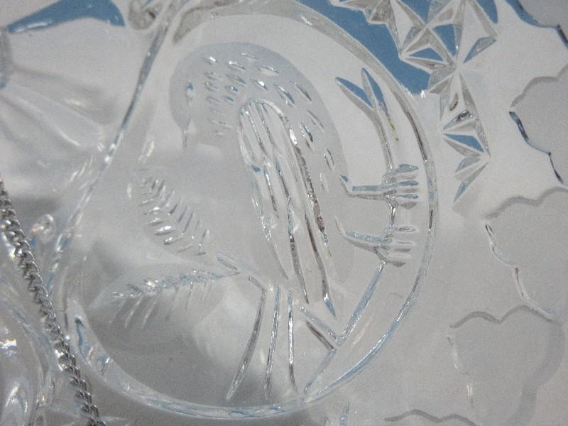 Collectors Hofbauer The Byrdes Collection Frosted Bird Medallion Design Crystal 8" Bell