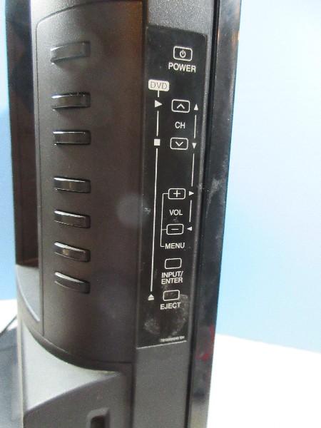 Hitachi 26" Flat Screen LCD HDTV Combo DVD TV on Base Model No. L26D205A- No Remote