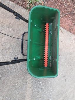 Scotts Accu Green 3000 Fertilizer Spreader