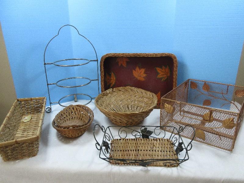 Lot Basket/Wicker Wooden Serving Tray, Round 12" Bread Basket, 3 Tier Dessert Stand, Versatile