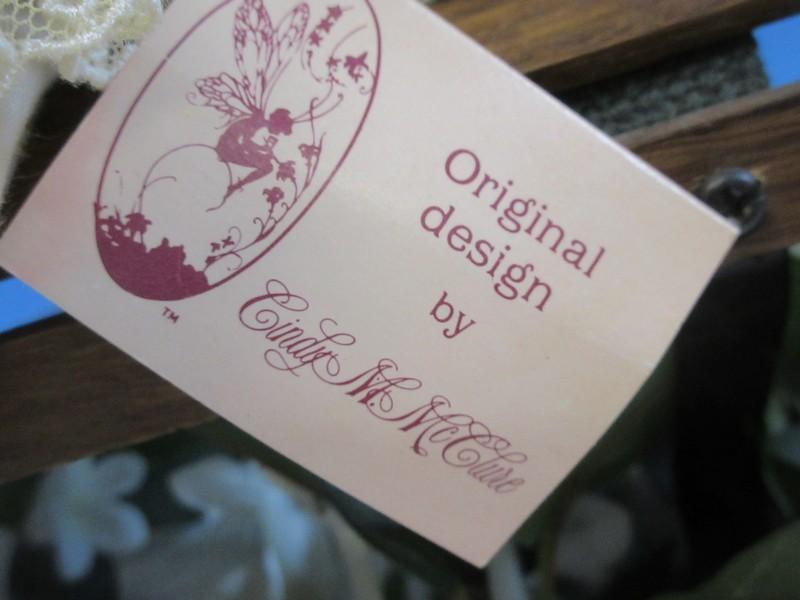 3 pc. Original Design by Cindy M. McClure Porcelain Forget-Me-Not Collector Set Adorable