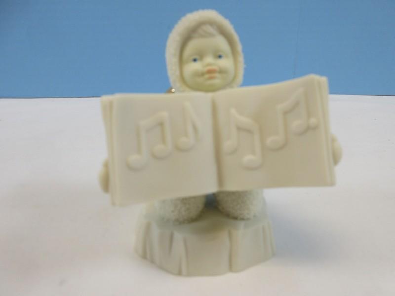 Department 56 Snowbabies 4" Trumpeter w/ Music Book Winter Celebration Retail: $30