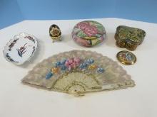 Lot Vanity Dresser Ornately Embellished Royal Satsuma Fine Hand painted 2pc Porcelain