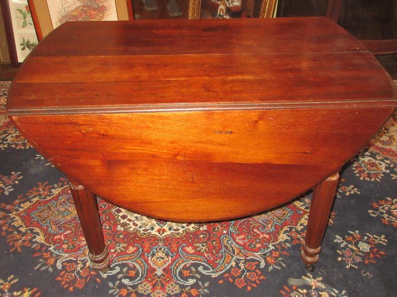 Exceptional Antique Drop Leaf Federal Style Table Turned Reed Baluster Legs on Casters