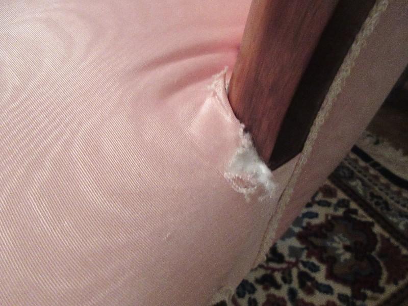 Magnificent Victorian Era Style Parlor Gentlemen's Chair Tufted Mauve Highback Carved
