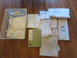 Lot Misc. Linen Table Cloths, Napkins, Traditional Battenburg, Embroidery & Crochet Detailing,
