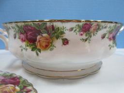 Royal Albert Bone China Old Country Roses Pattern Covered Vegetable Round Serving Bowl 8 3/4