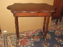 Vintage Mahogany Turtle Top Side Table w/Drawer Turned Legs & Stretchers Commonly Used as