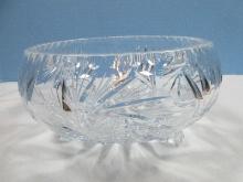 Gorgeous Lead Crystal 8" Bowl Cut Intricate Star Brust Design Slightly Cupped Rim 3 Toed Foot