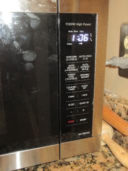 Panasonic Stainless Counter Top Microwave 1100W High Power w/Pre-Programs