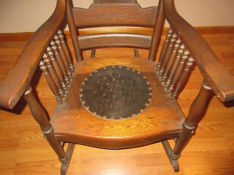 Marvelous Antique Oak Rocking Chair Pressed Back Design Quilted Medallion Seat Insert