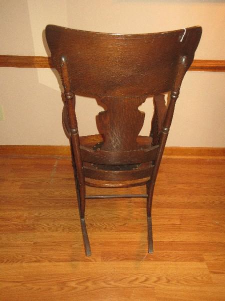 Marvelous Antique Oak Rocking Chair Pressed Back Design Quilted Medallion Seat Insert