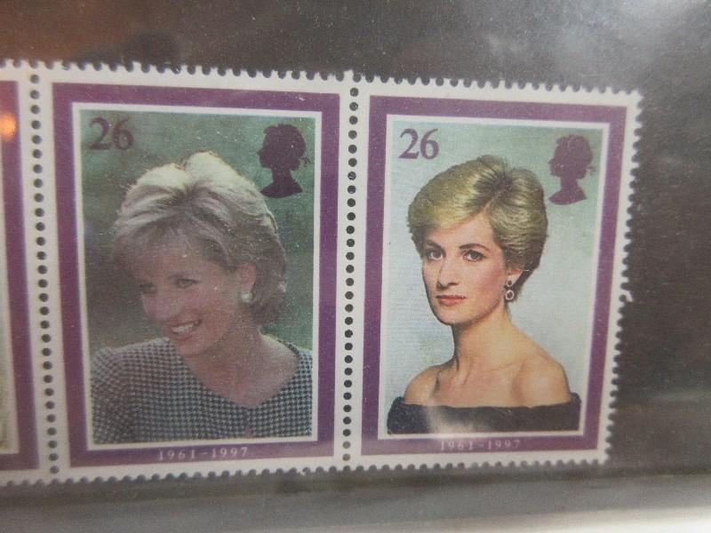 England Items Lot Collector's Diana Princess of Wales 5 Commemorative Royal Mall Portrait