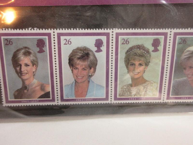England Items Lot Collector's Diana Princess of Wales 5 Commemorative Royal Mall Portrait